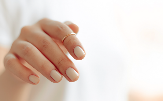 Cómo retirar el gel semipermanente de tus uñas